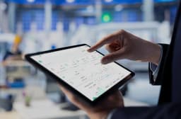 أتمتة إدارة الطلبات: كيف يمكن للتقنية تحسين كفاءة التوصيل؟